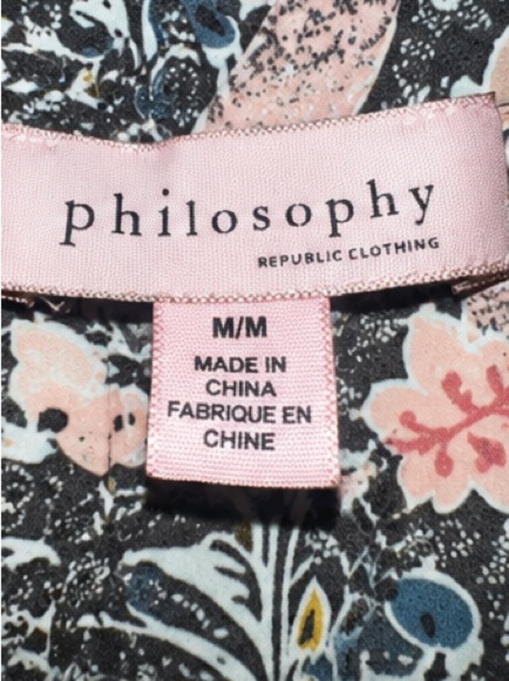 🍂 NWOT Philosophy Boutique Floral Boho Blouse | Soft Romantic Print Top Sz M 🍂 - Picture 3 of 8